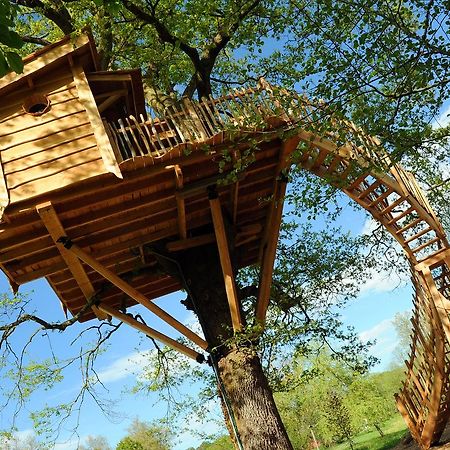 La Cabane Du Vieux Chene Susmiou Exteriör bild